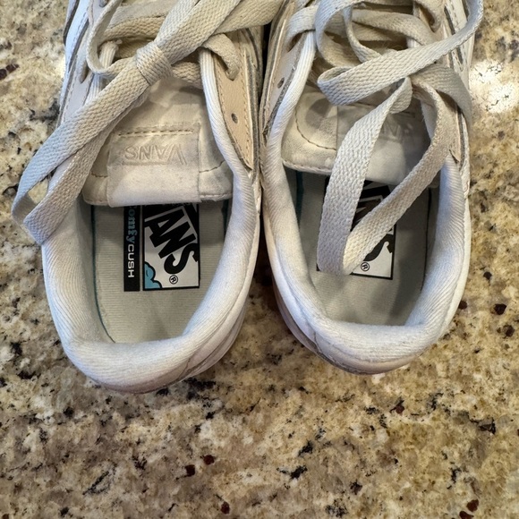 Vans ivory and White tan Sneakers Classic Skate Style Womens 6.5 Mens size 5 - Picture 5 of 6